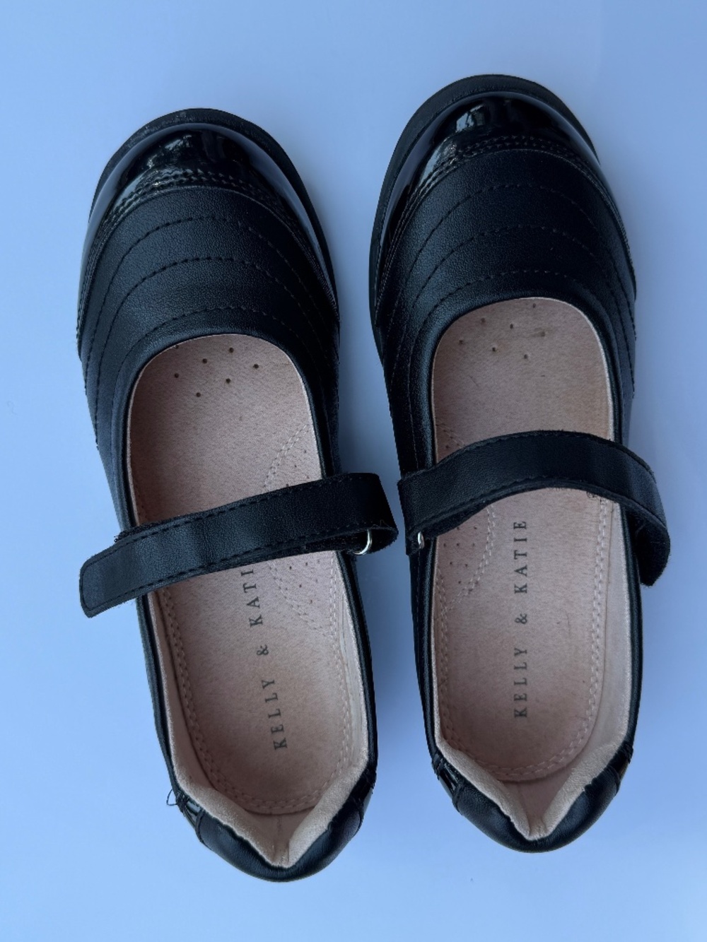 Kelly and Katie Black Girls Flats Dress Shoe Size 2